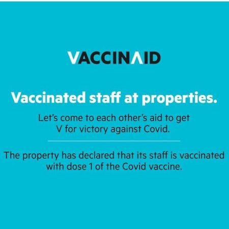 Vaccinated Staff - Oyo 3523 Gong Corner Homestay Kuta Lombok Extérieur photo