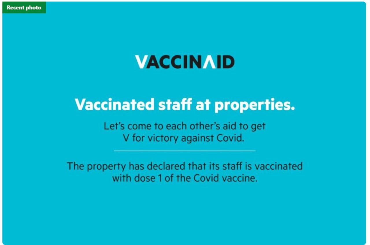 Vaccinated Staff - Oyo 3523 Gong Corner Homestay Kuta Lombok Extérieur photo